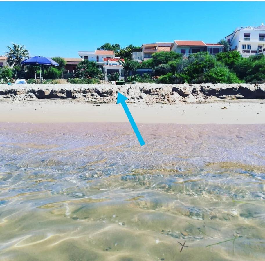 Villetta Sullo Scoglio Gela Exteriör bild