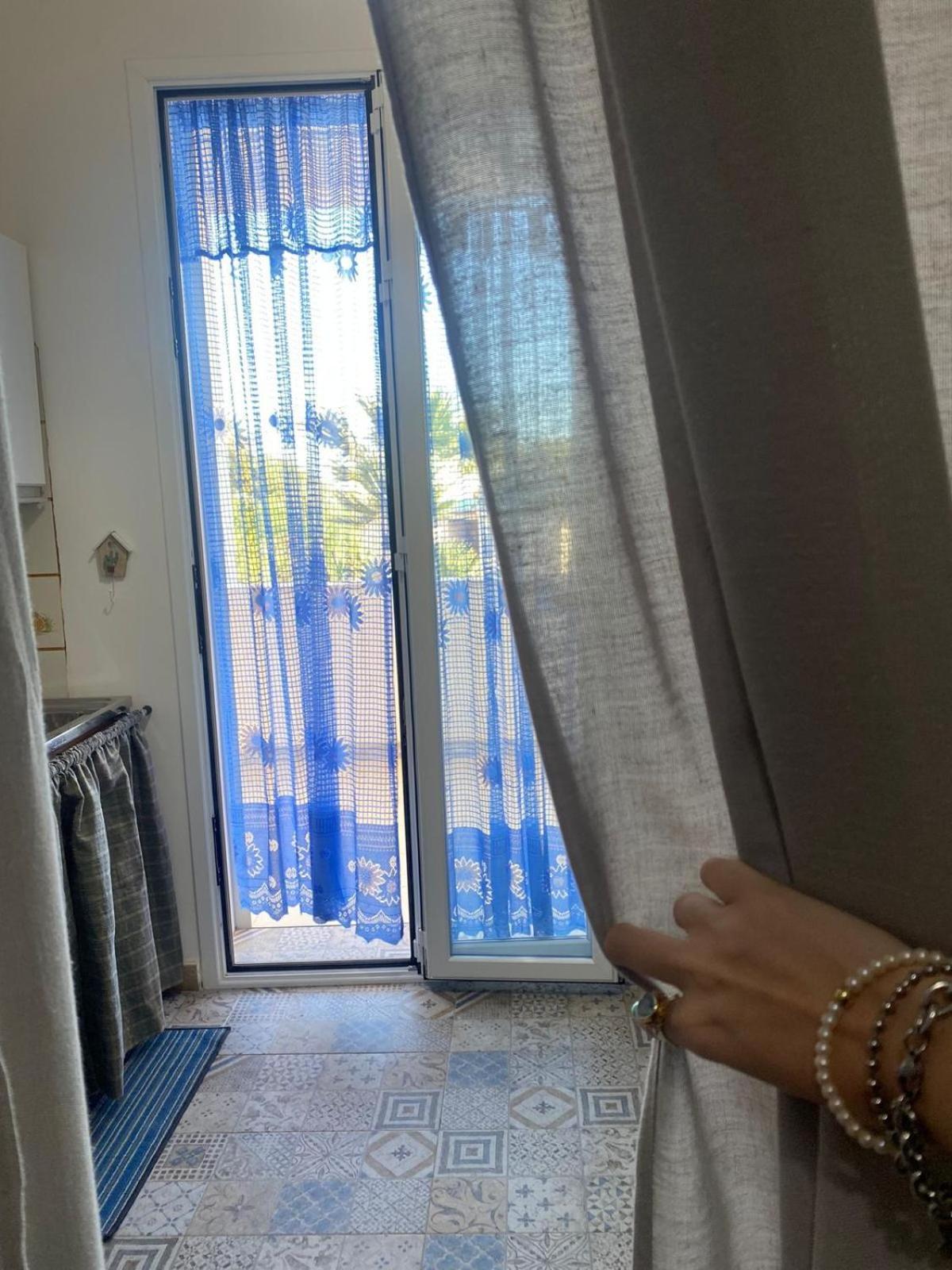 Villetta Sullo Scoglio Gela Rum bild